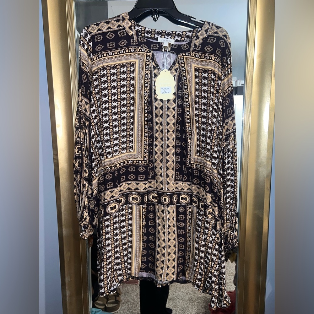 Velzera Black and Tan Patterned Tunic
